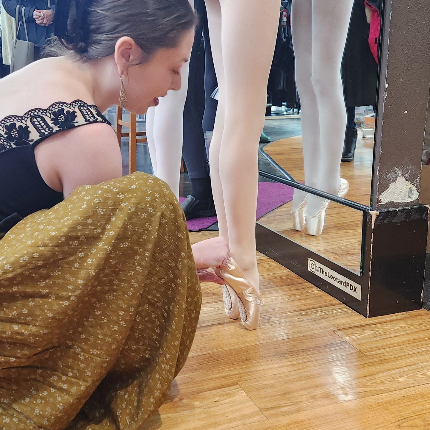 First/Complex Pointe Shoe Fitting - 1 Hour