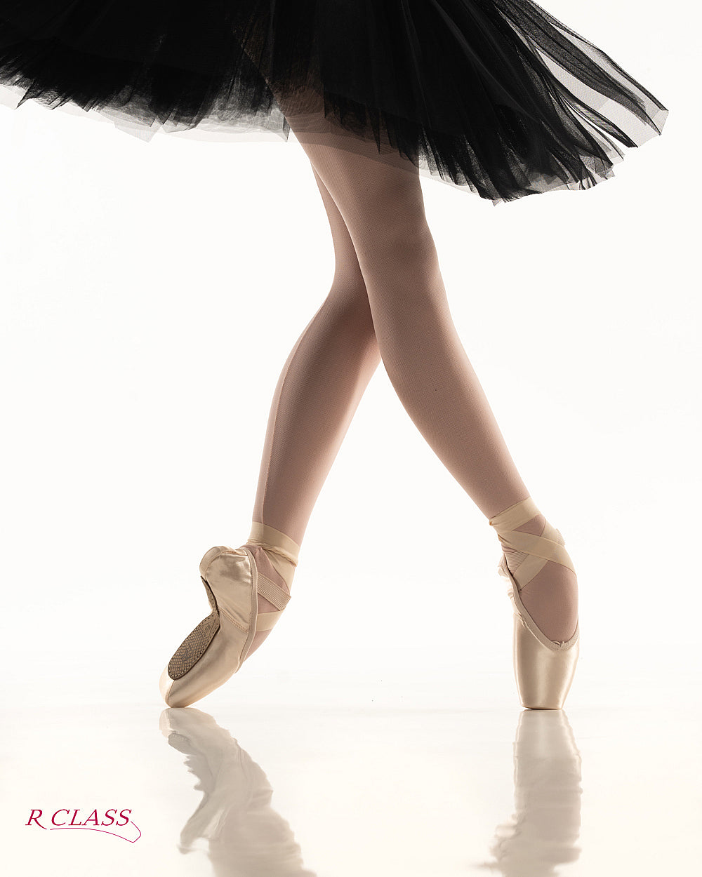 R-Class Brillante Pointe Shoe - M Shank, RC20
