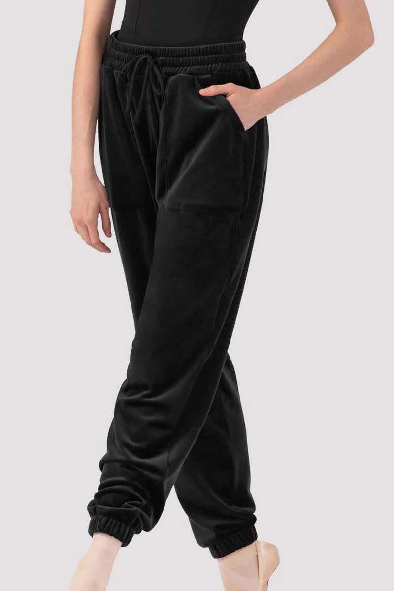 Bloch Adults Gloria Velvet Sweatpant, Black P80003